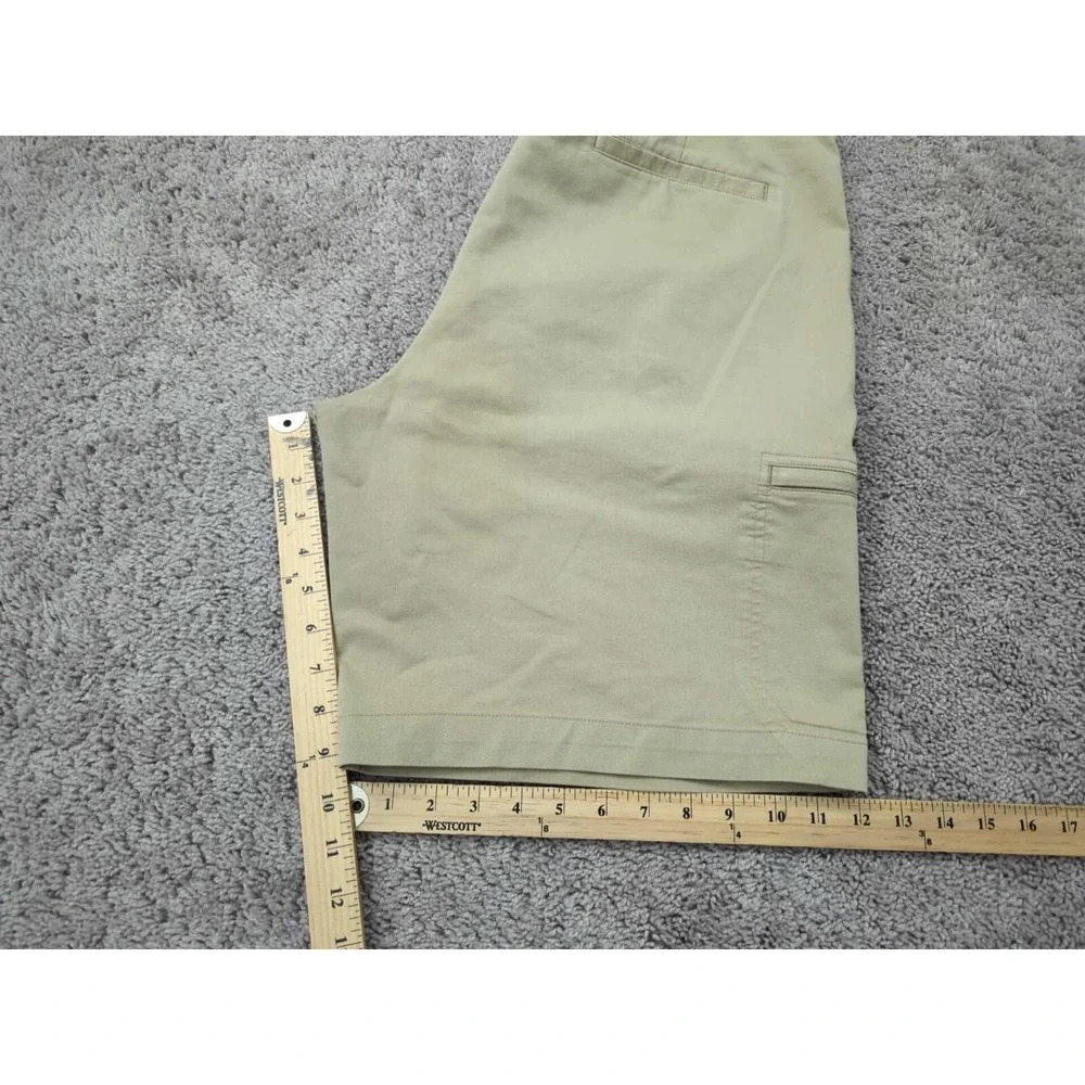 Nike Golf Chino Shorts Mens 36 Beige Dri-Fit Swoosh Logo Performance‎